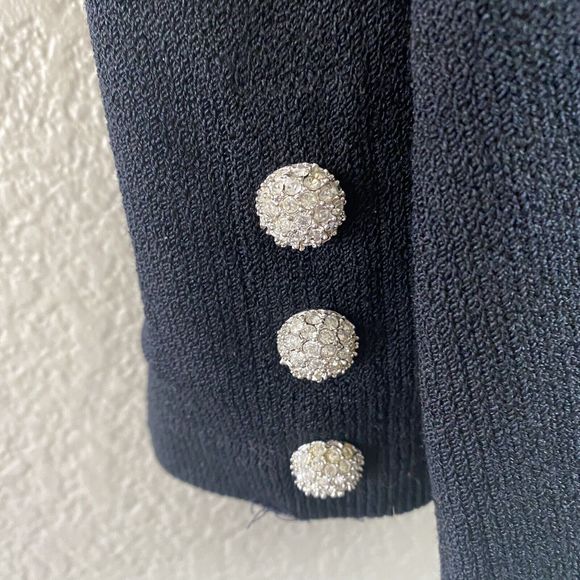ST JOHN Basics Cardigan Jacket Black rhinestone Buttons Santana Knit size 6 - Picture 3 of 15
